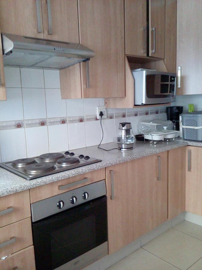 Tlelakufuma Guest House Johannesburg Kültér fotó